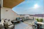 Downtown loft apartment with a panoramic roof terrace - picture 12 title=