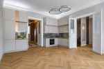 Sophisticated elegance in Alkotmány street - picture 4 title=