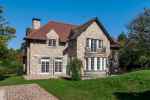 Rustic, French-style villa in II. District - picture 1 title=