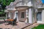 Classical panoramic family villa with exclusive Buda side location