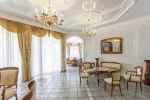 Residency for sale in the 2nd District